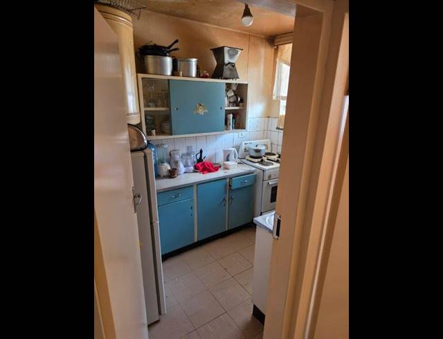 1.5 BEDROOM APARTMENT FOR SALE IN SUNNYSIDE
